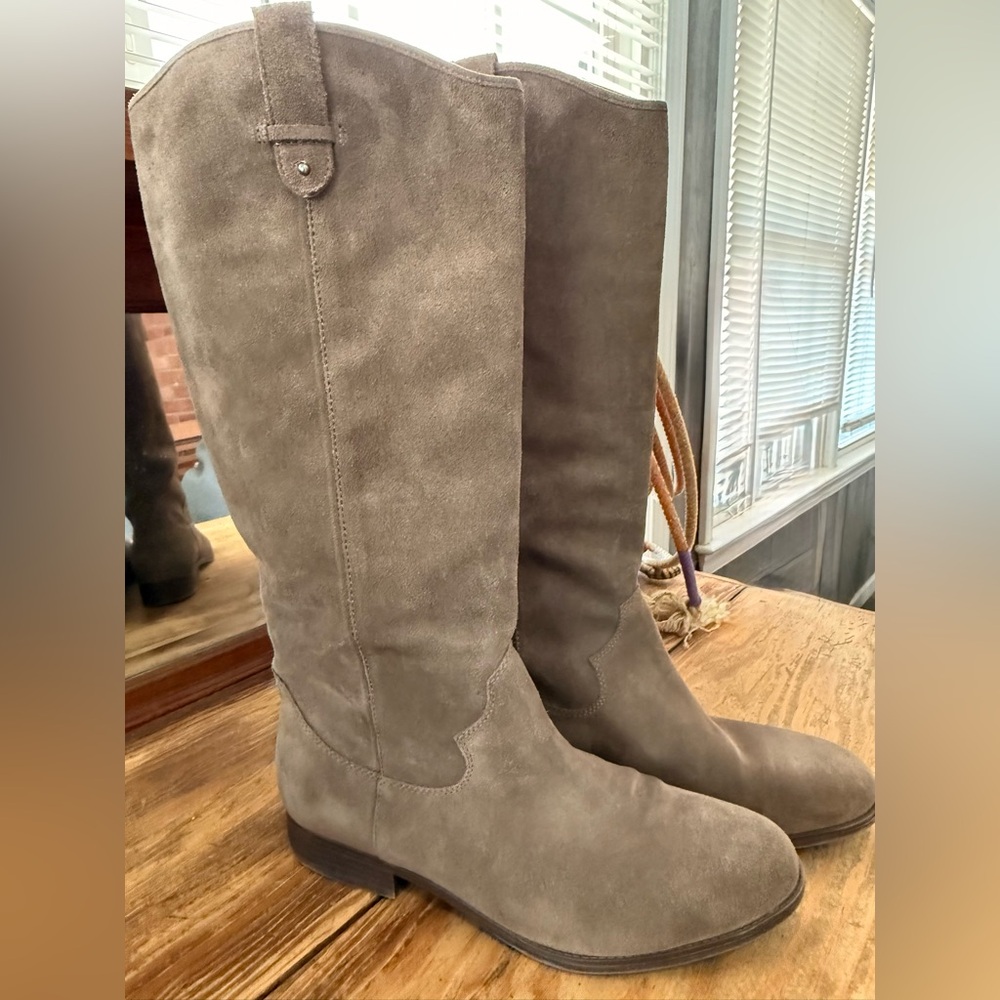 Frye & Co Tania Pull On Elephant Suede Tall Riding Boots Women’s